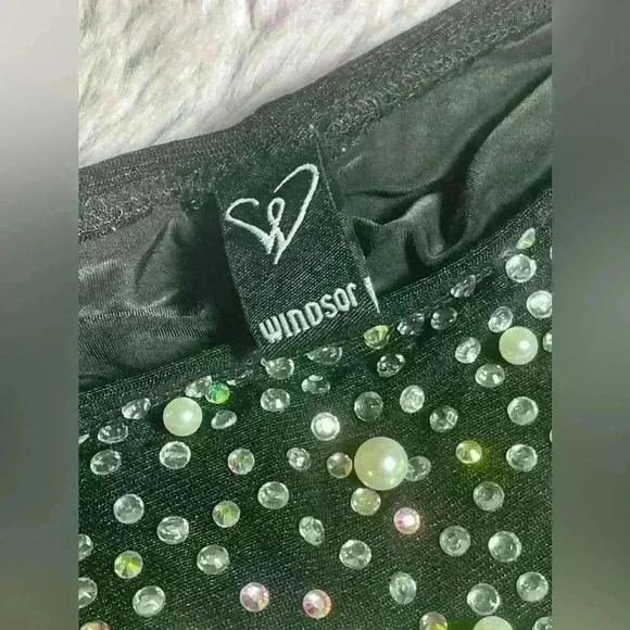 Windsor Small Pencil Skirt - Picture 3 of 7